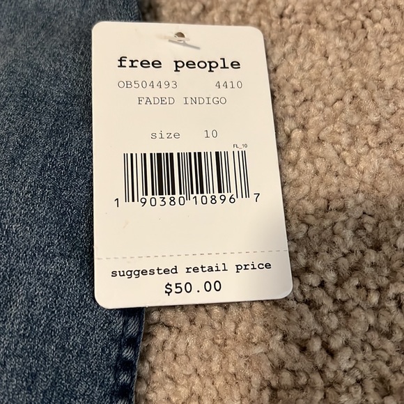 Free people modern femme denim skirt size 10 - Picture 2 of 3